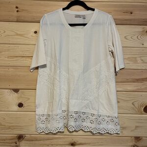 Logo Lori Goldstein White Eyelet Lace Tunic Top Like New